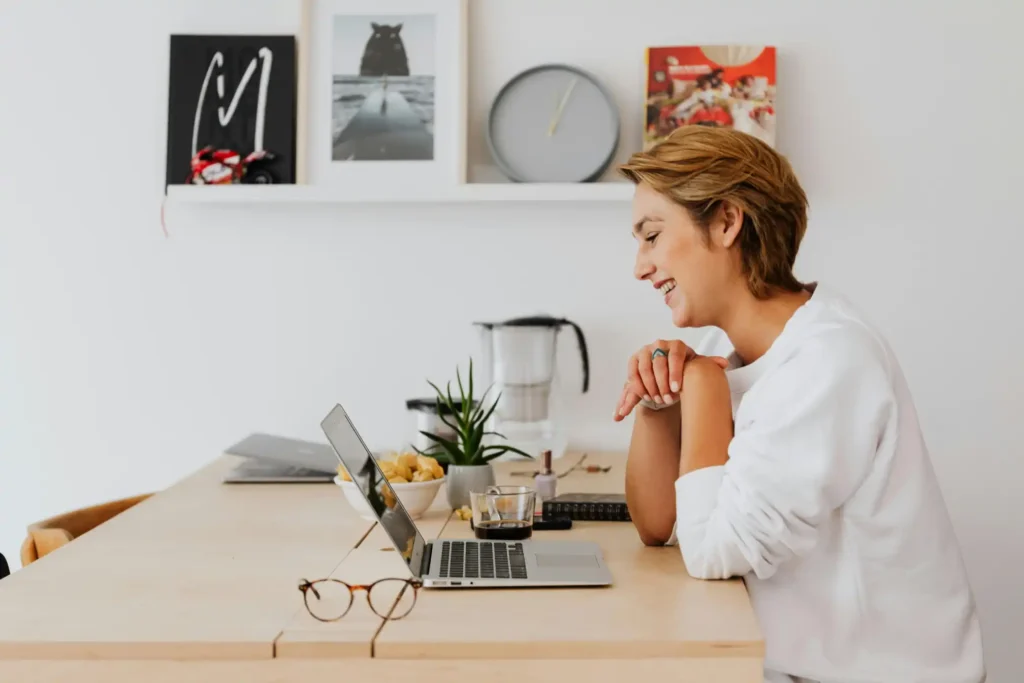 Hiring Offshore Staff from Australia: What Employers Need to Know 1 portrait about offshore staffing support for Australian businesses