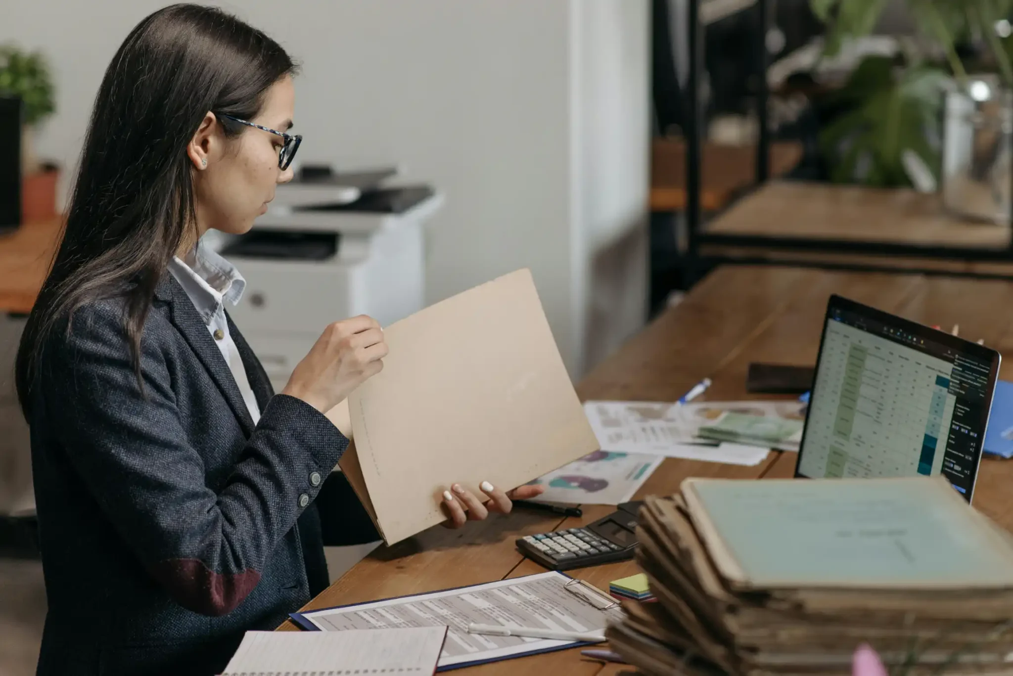 portrait about offshore finance support for Australian businesses