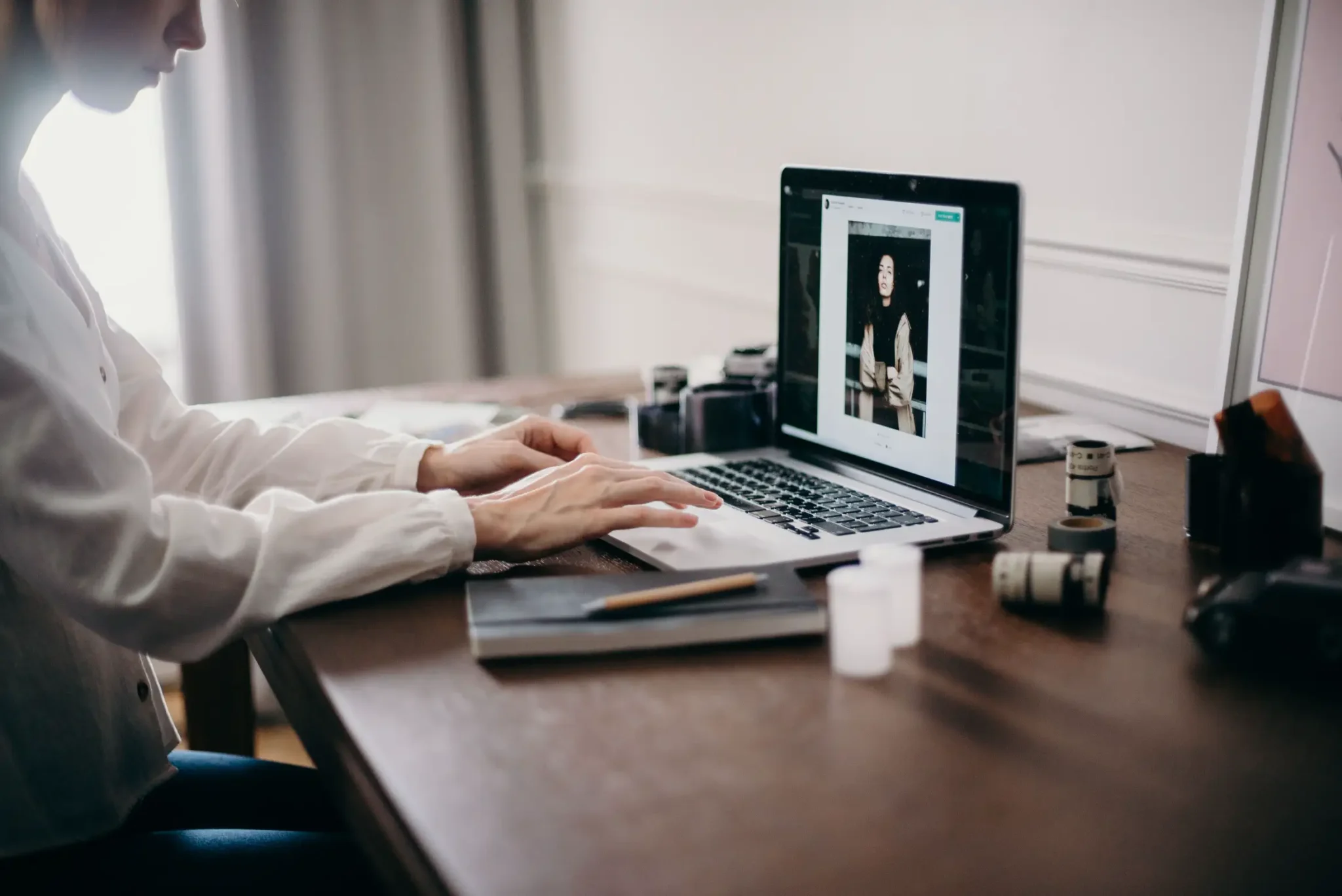 portrait about Offshore 24/7 vs Prialto: Choosing Between Offshore Staffing and Managed Virtual Assistant Support