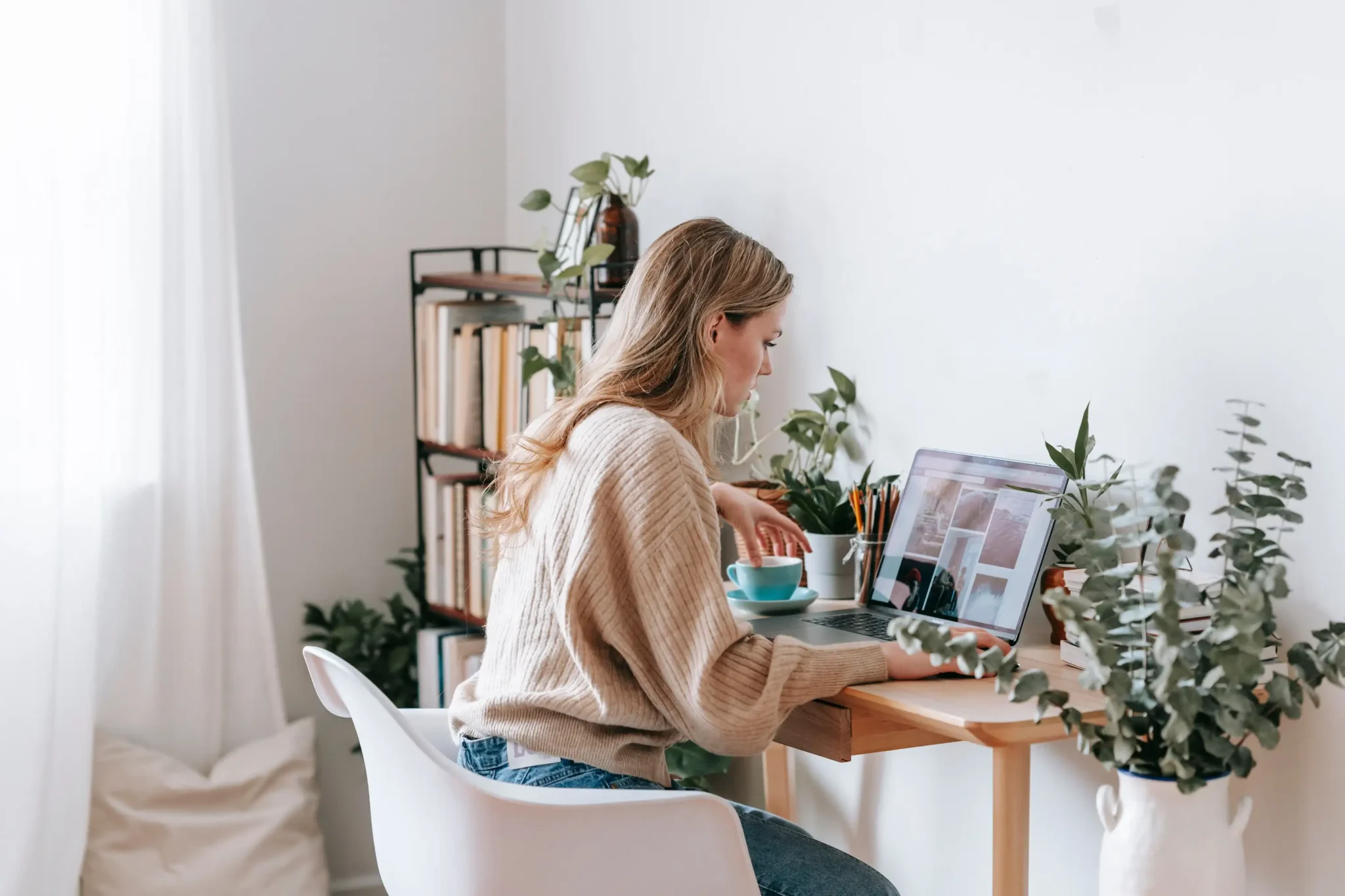 portrait about Offshore 24/7 vs Microsourcing: Which Offshore Staffing Partner Is Right for Your Business?