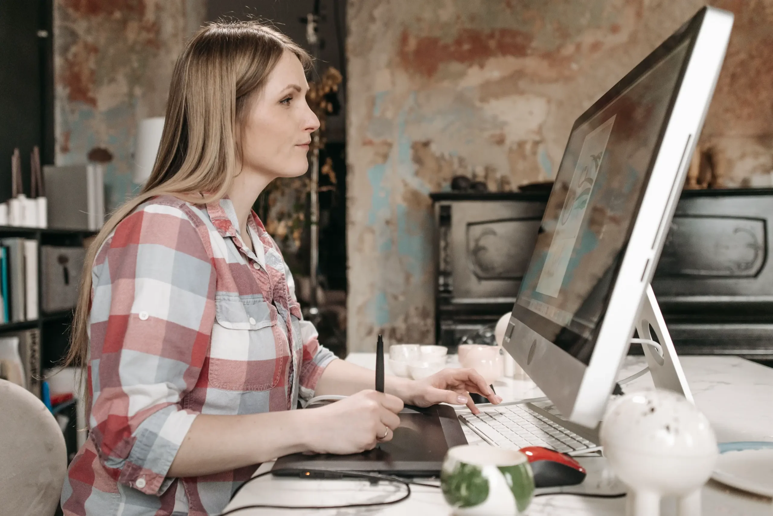 portrait about Offshore 24/7 vs Staff Virtual: Choosing Between Dedicated Offshore Teams and Virtual Staffing Support