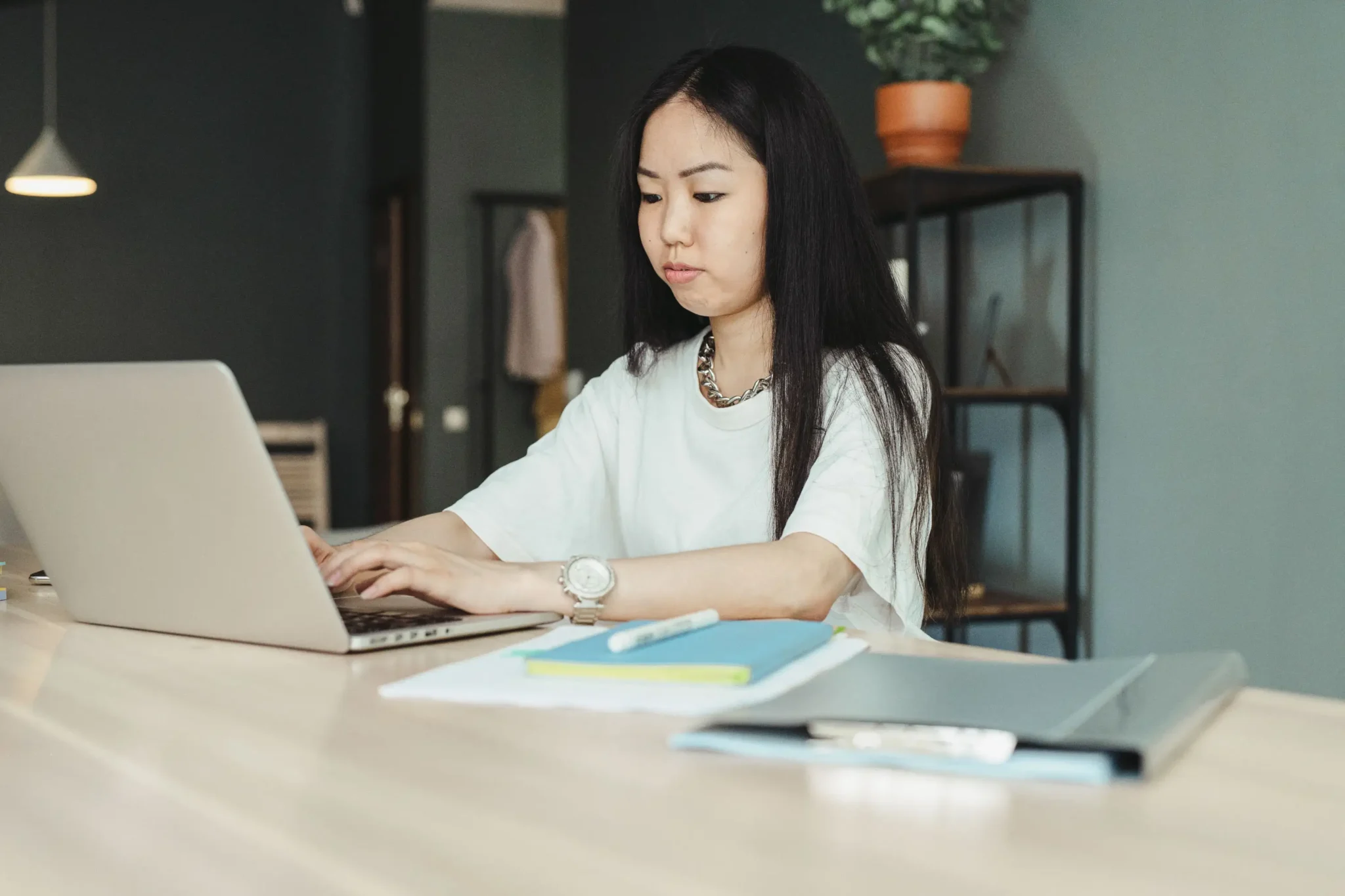 portrait about Offshore 24/7 vs Intogreat: Which Outsourcing Partner Is Right for Your Business?